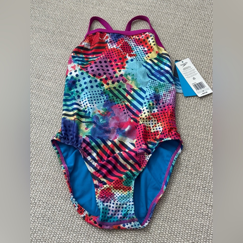 Women’s Speedo Swimsuit (NWT)